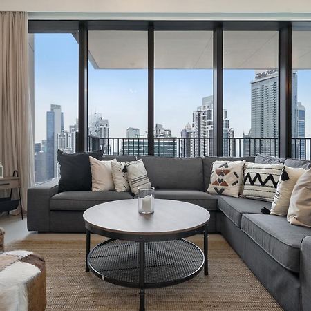 Breathtaking City Views From Dt Apt With Terrace Dubai Eksteriør billede