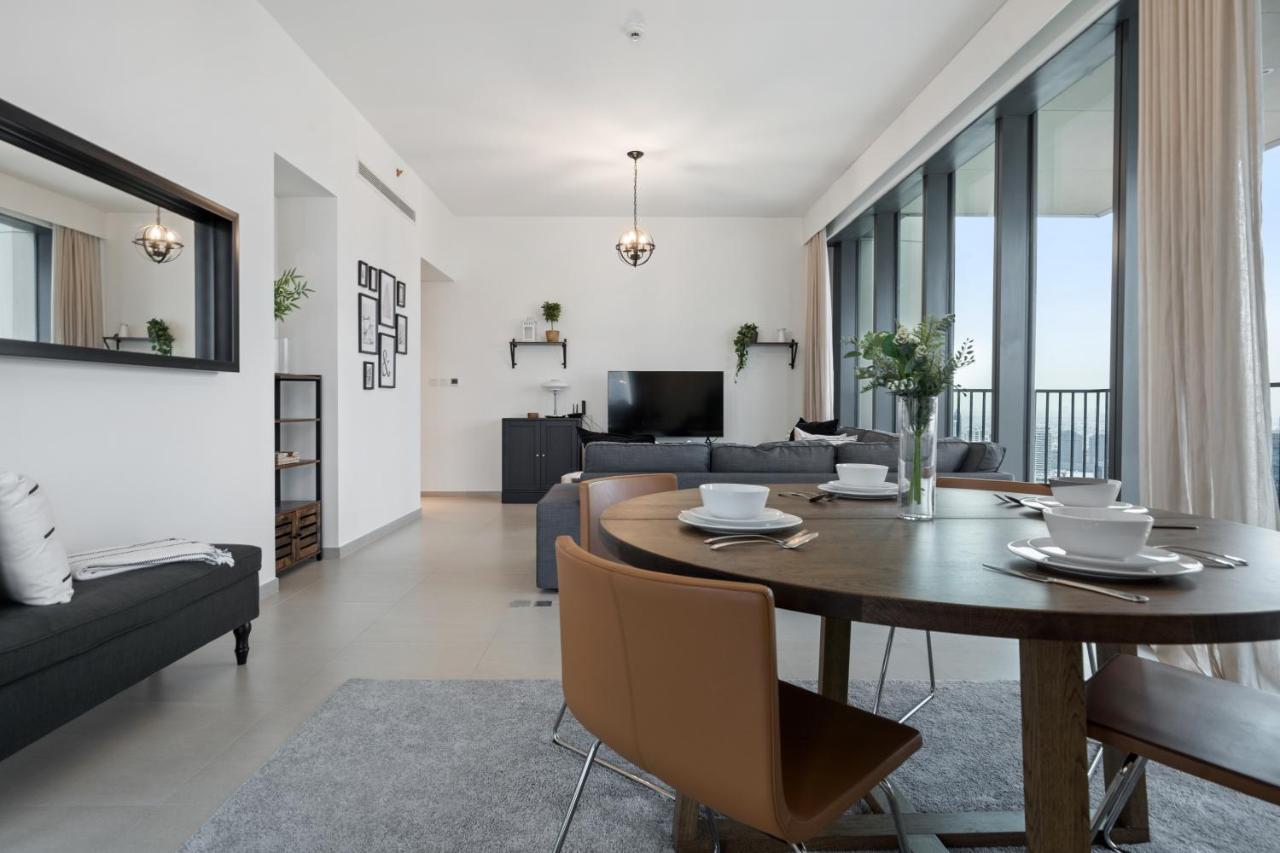 Breathtaking City Views From Dt Apt With Terrace Dubai Eksteriør billede