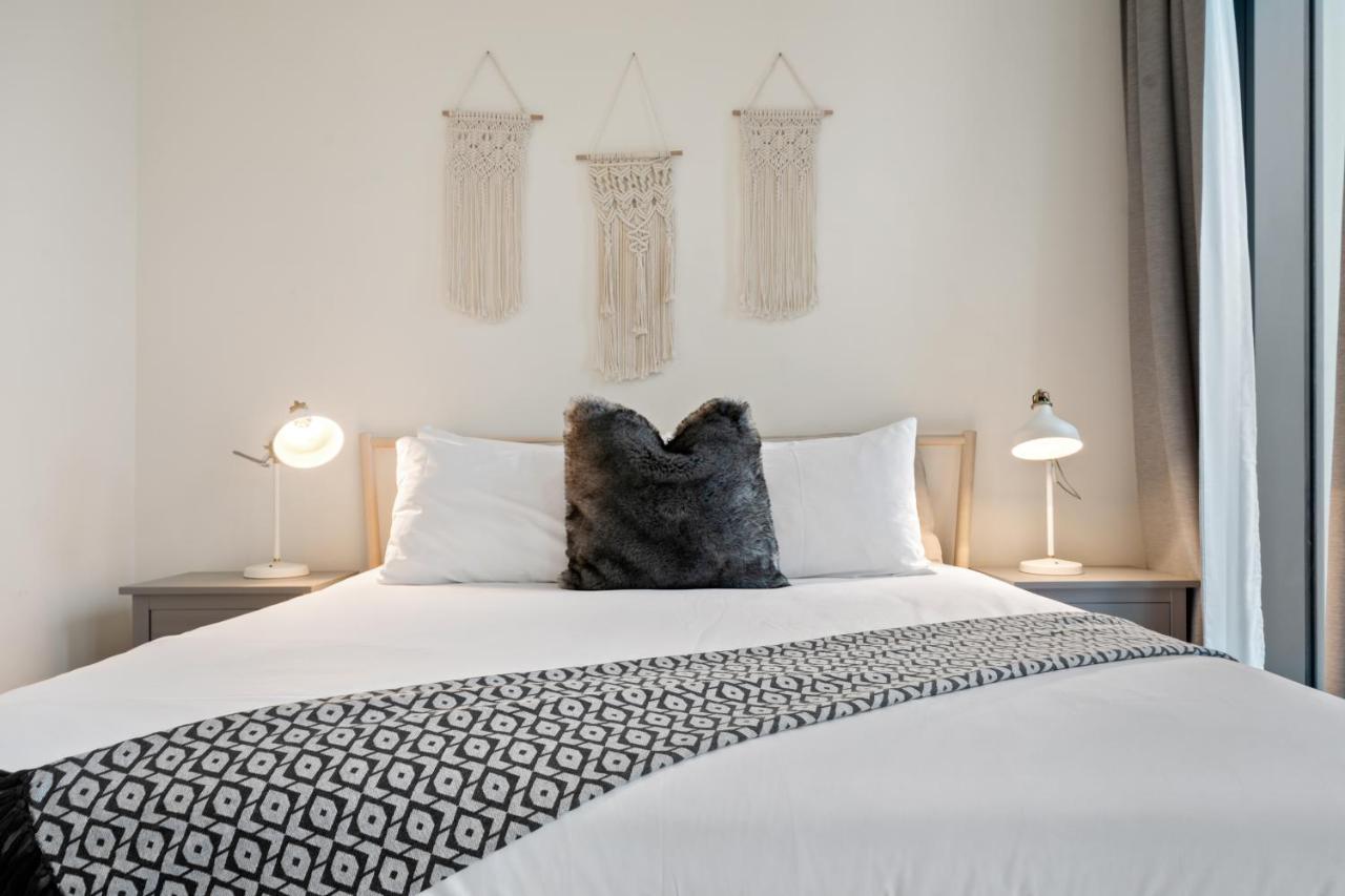 Breathtaking City Views From Dt Apt With Terrace Dubai Eksteriør billede